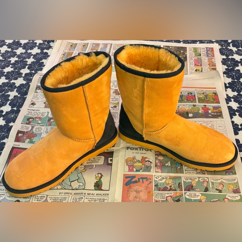 UGG Boots - Picture 8 of 11